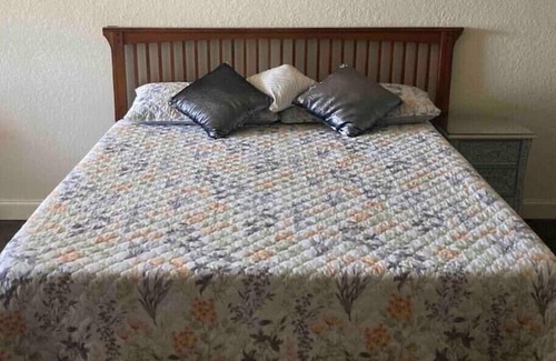 Port Lavaca Apartment | Sunset Haven: Your Seaside Escape