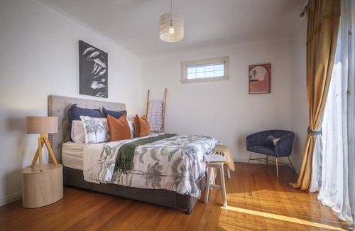 Mapua House | Beautifully renovated 3 bedroom 2 bathroom house in the vineyards of Mahana.