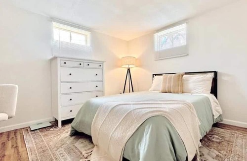 Alta Vista Area Apartment | Modern 2BR Near Denver & Golden