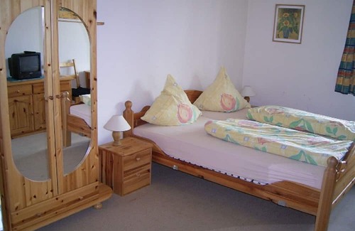 Kahren Cottage | Doppelzimmer 3 - Pension & Gasthaus Kahren