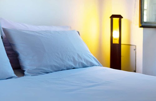 Borgo Ticino House | Holiday Home 'La Casetta Di Gianni' with Private Terrace, Wi-Fi and Air Conditioning