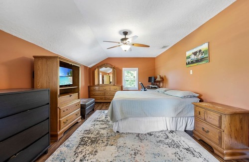 Merritt Island House | Charming quaint home, bordering Kennedy Space on a 5 acre equestrian estate.