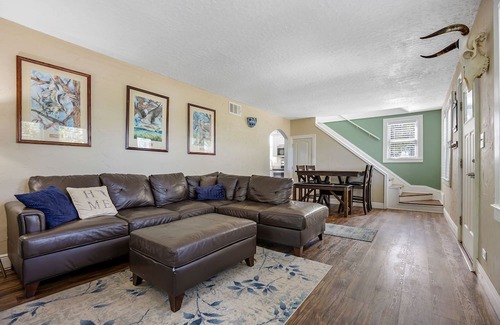 Merritt Island House | Charming quaint home, bordering Kennedy Space on a 5 acre equestrian estate.