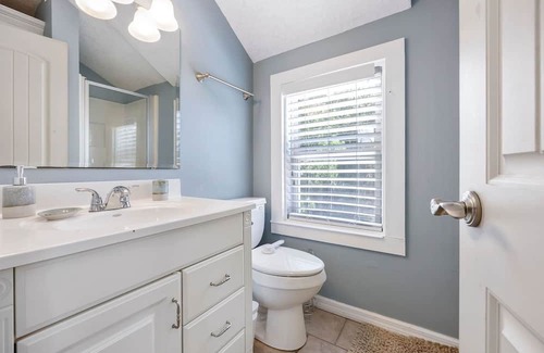 Merritt Island House | Charming quaint home, bordering Kennedy Space on a 5 acre equestrian estate.