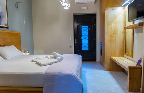 Omales Apartment | Armenopetra view-Agrioloupino, double PWD,Mani