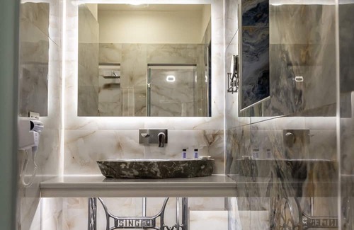 Omales Apartment | Armenopetra View-Aspolanthos, suite for 3, Mani