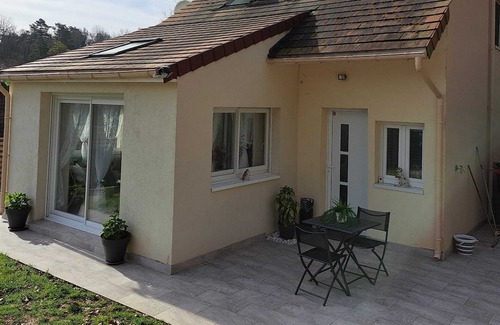 Saint-Cyr-la-Riviere House | Homerez - Nice house for 4 ppl. with garden and terrace at Saint-Cyr-la-Rivière