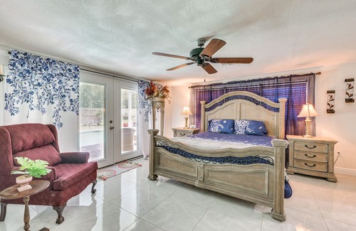 Lutz House | Single-Story Home w/ Pool + Yard ~ 14 Mi to Tampa!