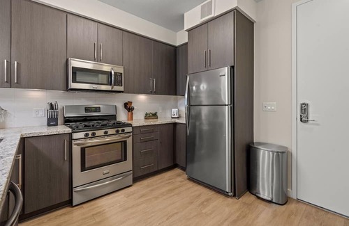 Little Italy Apartment | Little Italy Studio w/Office by Anyplace - 11664