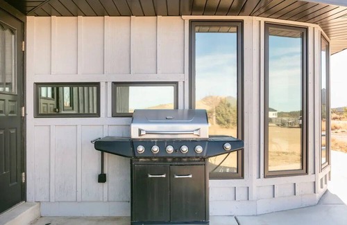 Dammeron Valley Cabin | Homestead Cabin/Housen15-20 minutes North of St.George by Snow Canyon State Park