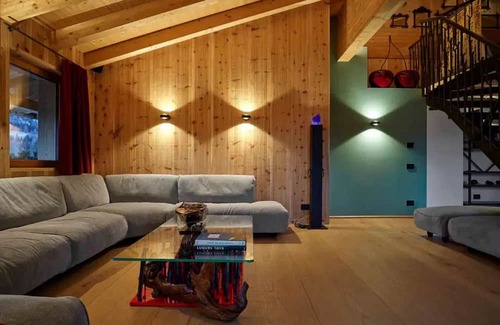 Cortina d'Ampezzo Villa | Impeccable 4-Bed Villa in Cadin di Sotto