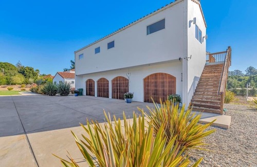 Soquel House | Furnished 2 Bed 1.5 Bath Home In Sunny Santa Cruz County