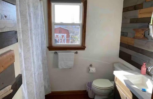 Johnstown House | Cozy duplex