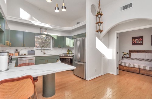 Montgomery House | Lake Conroe Pool Oasis