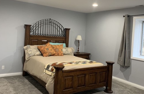 Greenfield Center House | Belmont ready! Large post and beam, minutes to downtown and track. Lots of room!