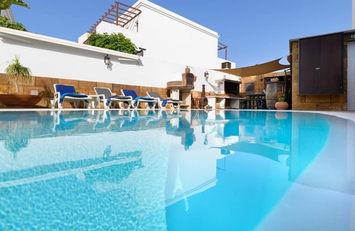 Tias House | Casa Kesa, el Rincón de Juan