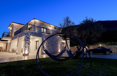 Katastari Villa | Villa del Norte - Three Bedroom Villa with Private Pool