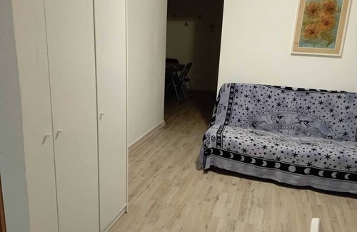 Old Town House | Homerez - House 3 km away from the beach for 6 ppl. with shared pool at Catania