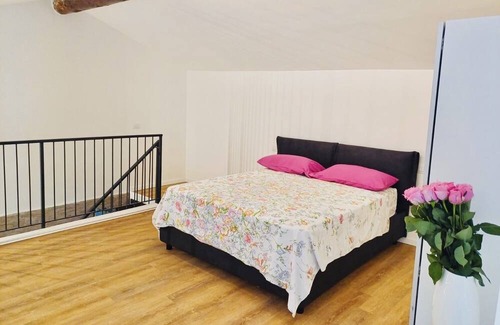 Bergamo Apartment | Charming Apartment & balcony