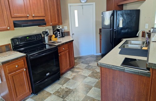 Fellowship House | Guest House on Private Farm near Ocala!