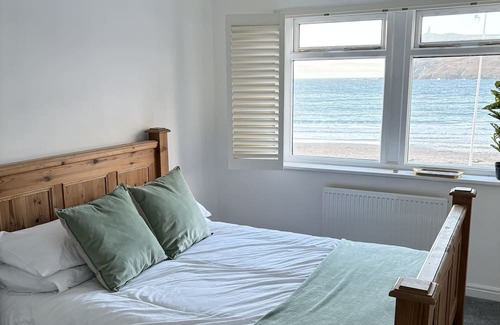 Port Erin House | Beach front home with garage and terrace, pet friendly