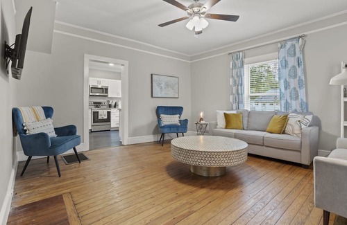Sans Souci House | 4BR Bungalow by Swamp Rabbit: Pets and Playground