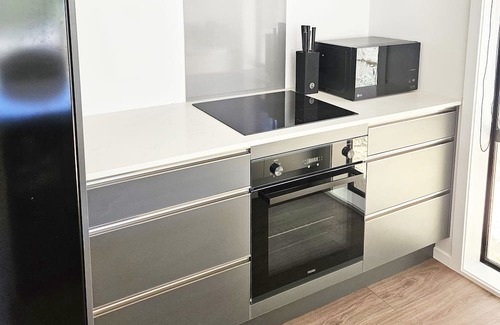 Wellington House | A newly built 3 Bedroom and Garage home at the city fringe!