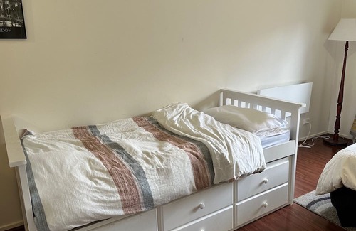 Walkerville House | Serenity at Macneil Court