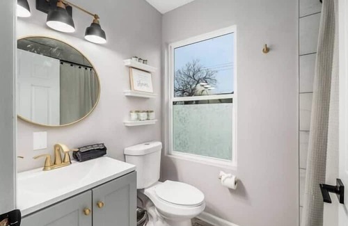 West Columbus House | The Sweet Escape - Stylish Home in Columbus!