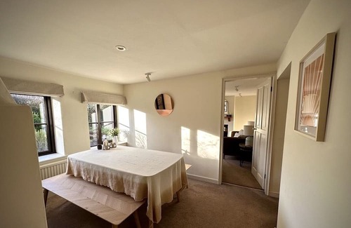 Aldborough House | Beautiful country house and garden in Holt, North Norfolk