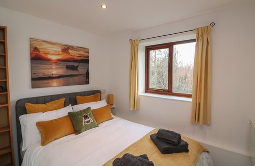 Totnes Cottage | STUDIO 1, character holiday cottage in Totnes