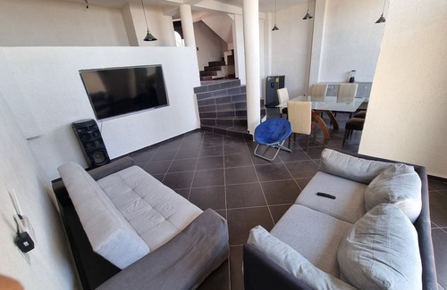 Queretaro Municipality Cottage | Casa Amplia con Asotea El Salitre a 5 min Antea