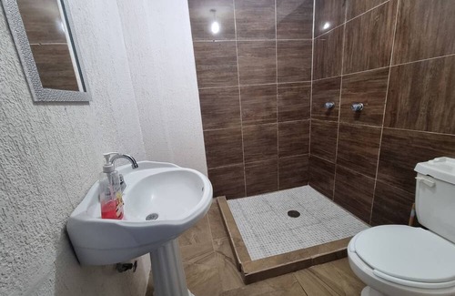 Queretaro Municipality Cottage | Casa Amplia con Asotea El Salitre a 5 min Antea