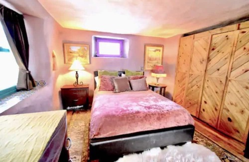 Baca Grande House | Beautiful straw bale home