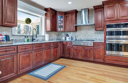 Lenni House | Relaxing 5BR Family Home w/Fire Pit & Pool Table