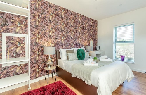 Coed-Y-Paen Cottage | Fox Acre is a stunning lodge with views over the rolling hills, perfect for a relaxing break away or