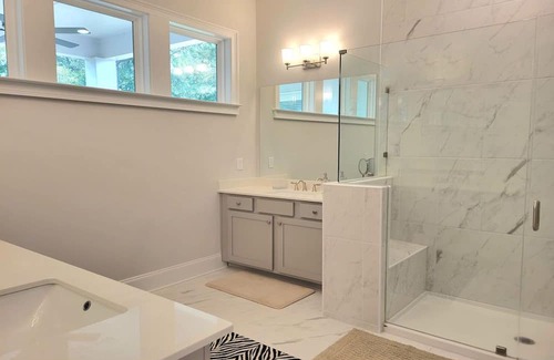 Woodstock House | Lovely new home in a quiet gated community within 1 mile from Downtown Woodstock