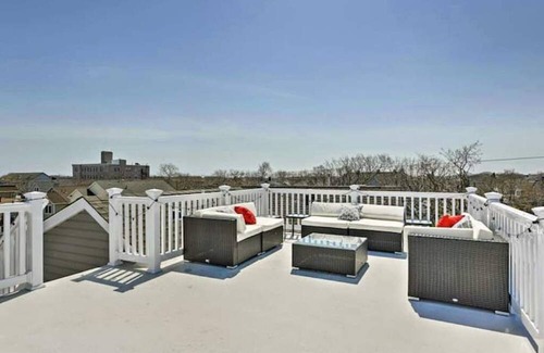 Bradley Beach House | 4 Bed-3 Bath - Ocean View Deck - 2 Blocks to Beach