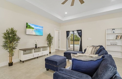 Burnt Store House | Tranquility Escape-Sleeps 9-Pool