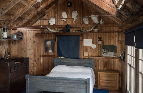 Sunapee House | Rare Gem on Lake Sunapee Great for Family Reunions