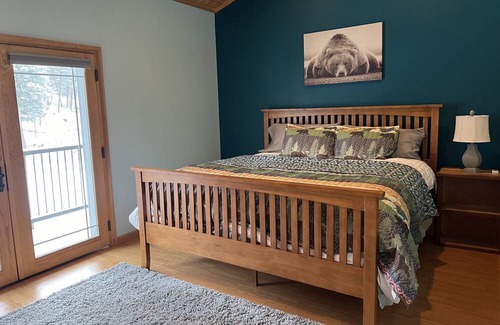 Greenough House | ClearwaterRiver getaway