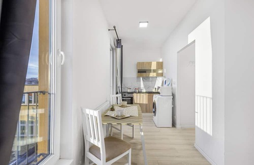 Prague 9 Apartment | Útulný pražský byt se všemi vymoženostmi vám otevírá dveře!