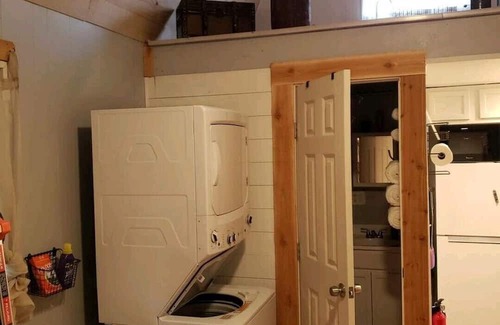 Lufkin Cabin | Blue Barn Tiny Home