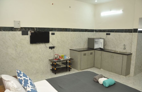 Thanjavur House | Roof-top stay in a new-built house in the centre of city.
