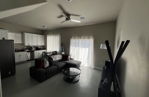 Limberlost House | Friendly and centric home!