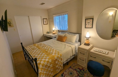 Coulterville House | 42 mi from Yosemite Gate. Sleeps10