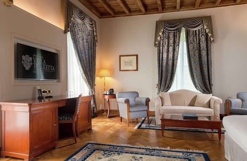 Rondo - Torretta House | Elegant Stay in Nature: 4-Star Comfort, Bike Through Parco Nord, Pets Welcome