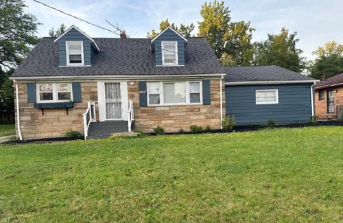 Warrensville Heights House | Beautiful Home