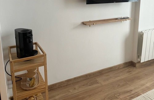 Faubourg de l'Arche Apartment | Cozy retreat, fully equiped for you to have the most memorable experience