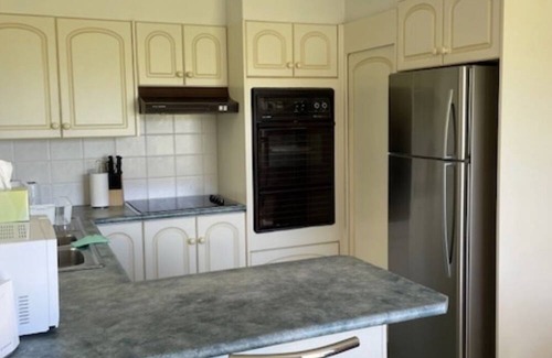 Malua Bay House | Stroll to the Beach